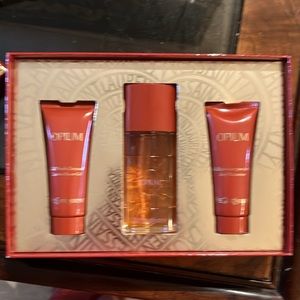 Eve Saint Laurent Opium Gift Set